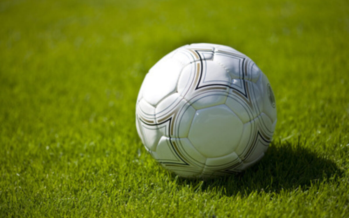 1479897627fussball Rainer Sturm pixelio 1479897627fussball Rainer Sturm pixelio